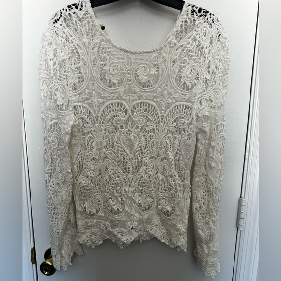 Embroidered lace top size M. - Picture 1 of 3